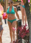 Julia Roberts - Bikini at a hotel pool in Hawaii